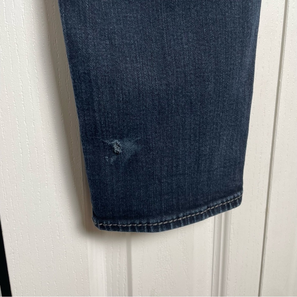 True Religion Relaxed Skinny Rocco Jeans Men’s 32 Blue Dark Wash Grunge Distress - Picture 11 of 16